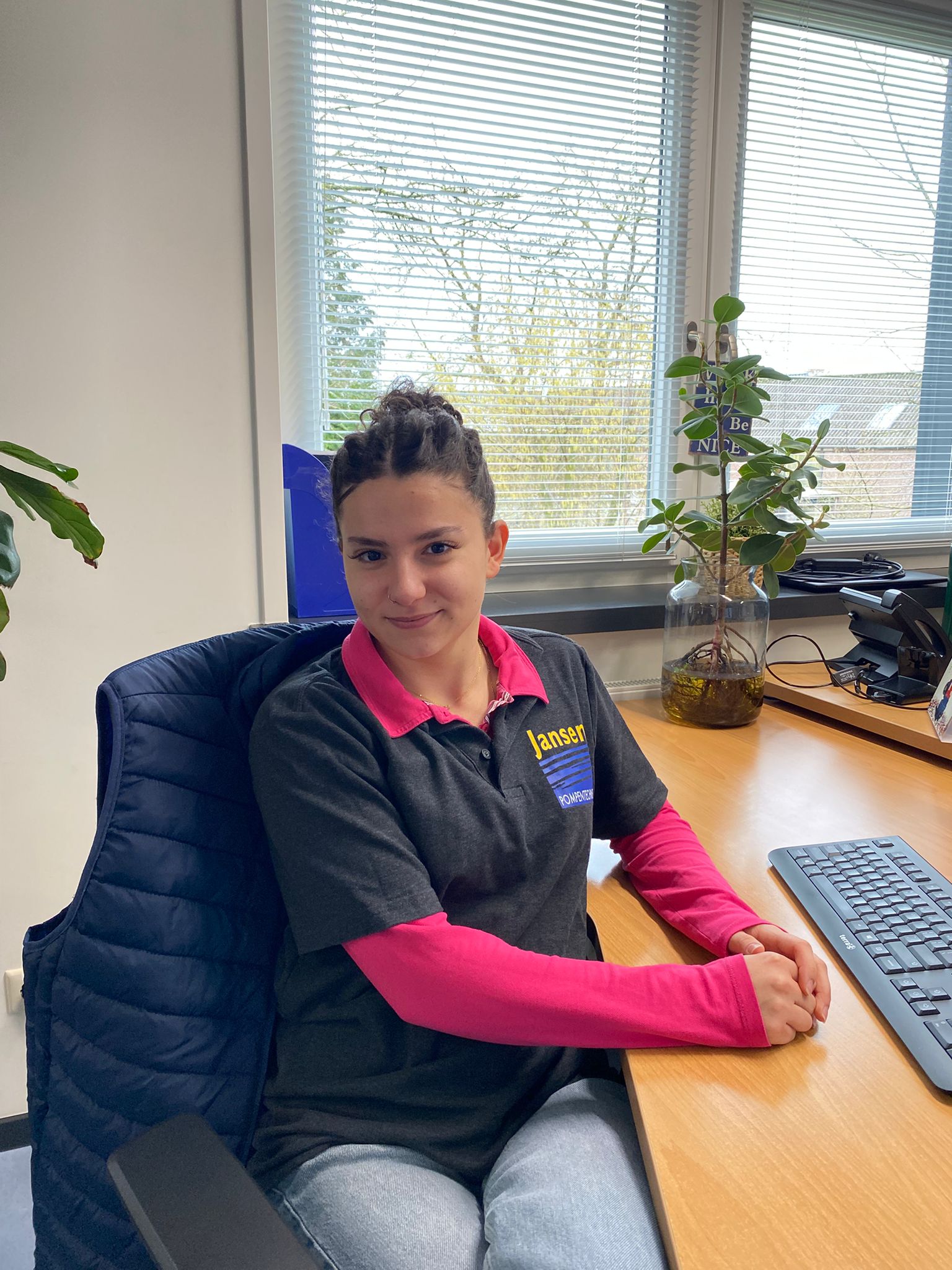 Faye Rhaouti - Allround Marketing Medewerker