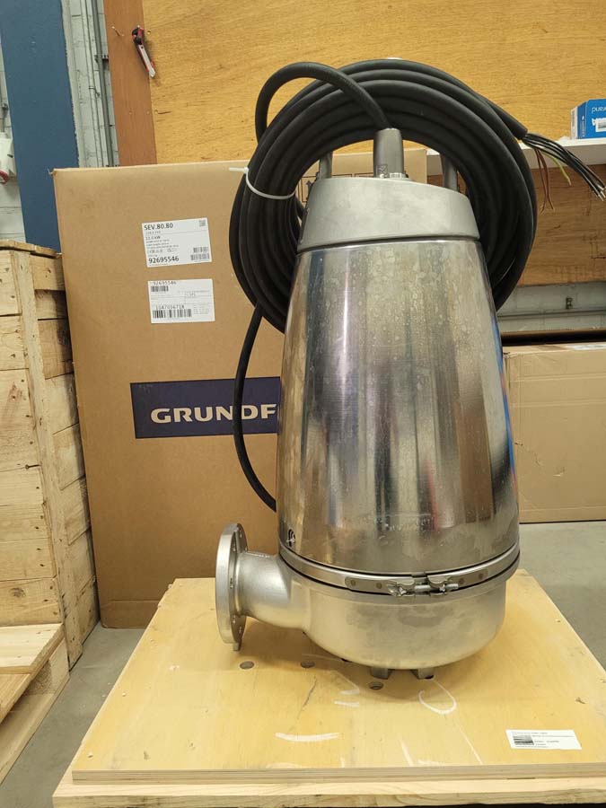 Pomp voor een radioactieve toepassing